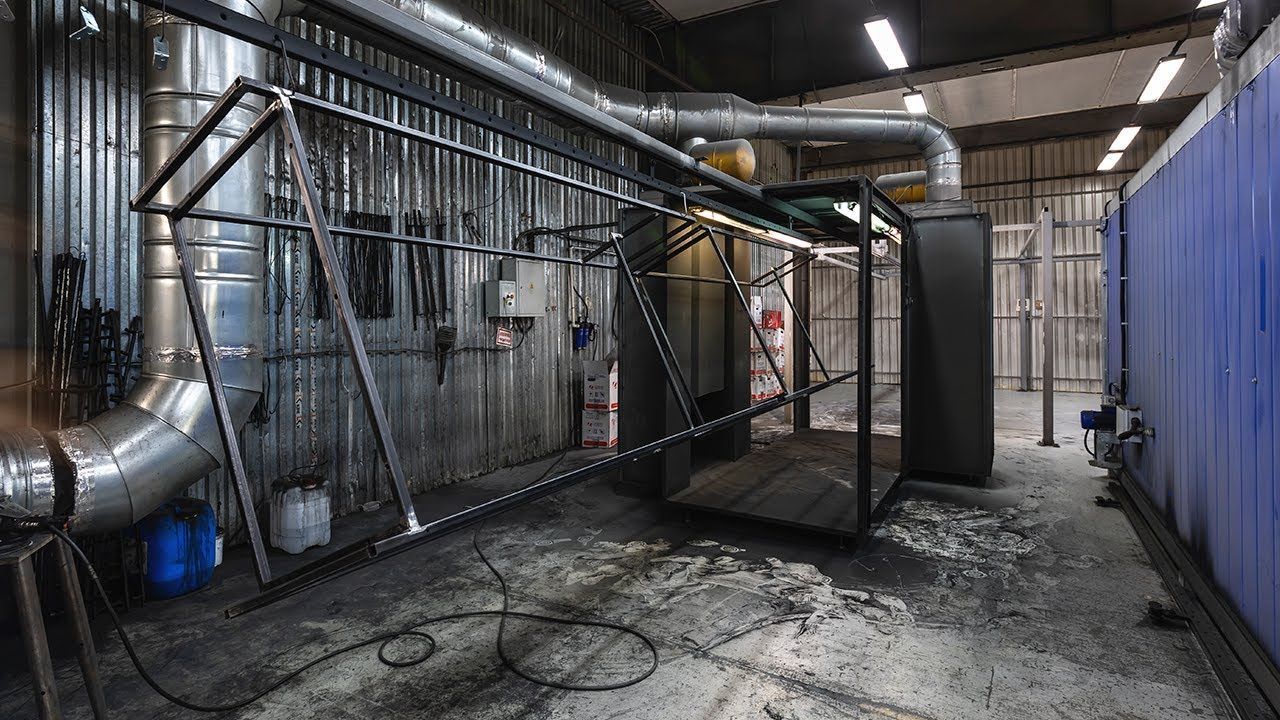 Постер видео